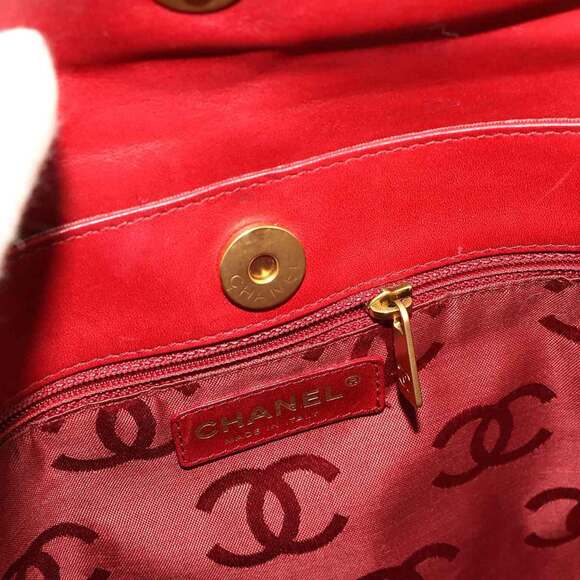 CHANEL Red Leather Logo Bag - Picture 8 of 10